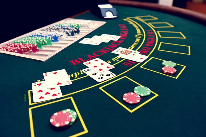 Blackjack: veja como contar cartas e ter mais chances de ganhar esse jogo -  Superesportes