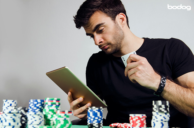 TILTAR NO POKER É NORMAL? APRENDA SE CONTROLAR NA HORA DE JOGAR POKER