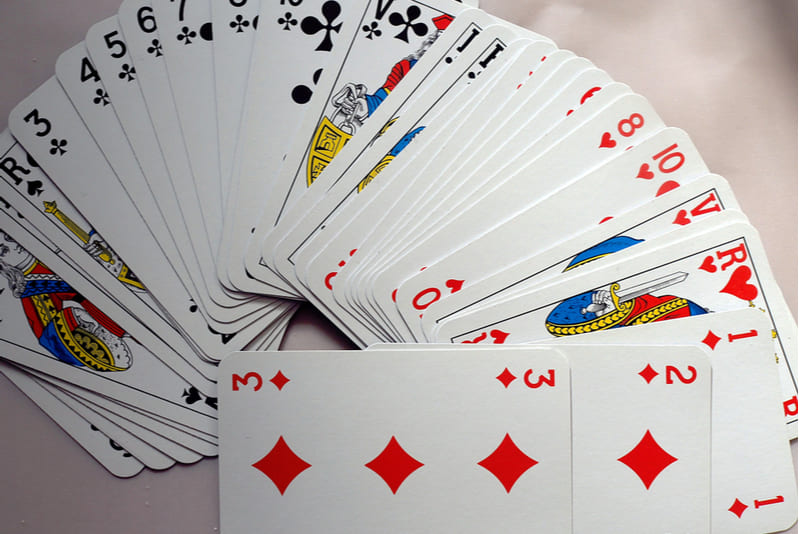 Qual é o verdadeiro significado das cartas do baralho? - Bodog