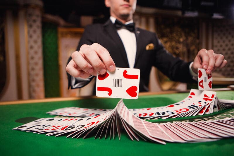 Mundo Positivo » 5 curiosidades sobre o Blackjack - Mundo Positivo