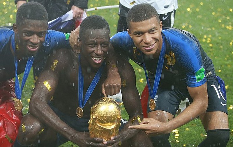 mendy mbappe francia copa mundial