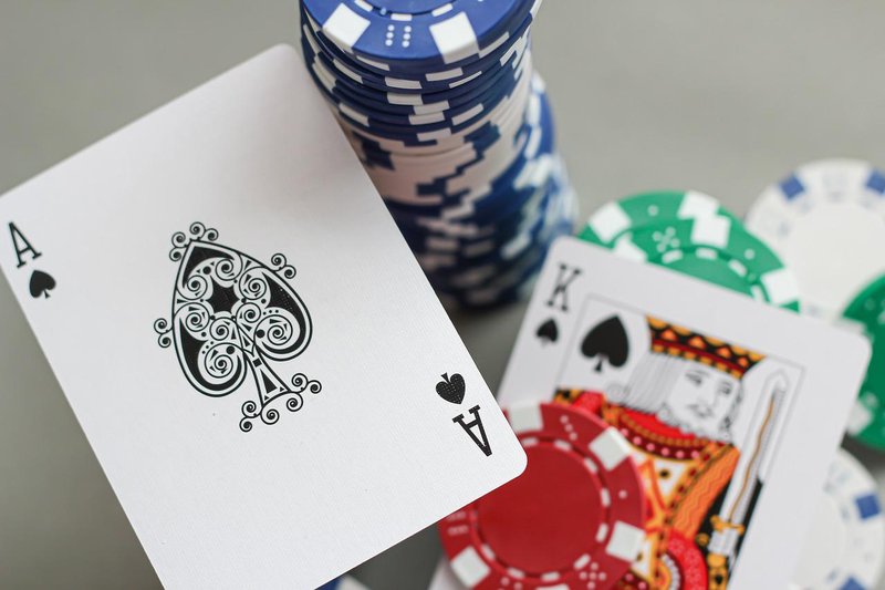 Guia para iniciantes no Blackjack. Como jogar 21 no baralho?