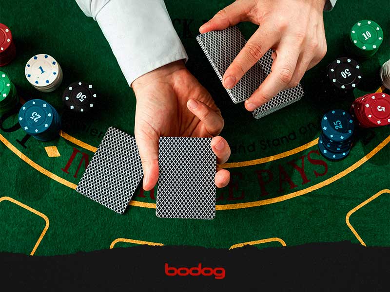 Mundo Positivo » 5 curiosidades sobre o Blackjack - Mundo Positivo