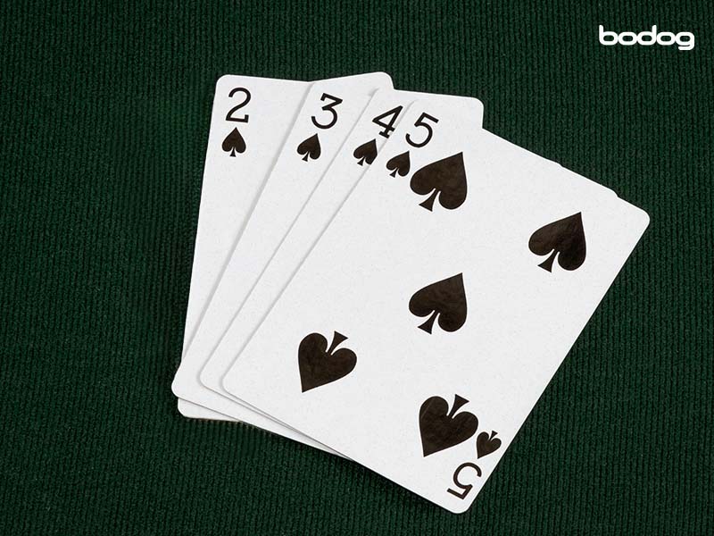 Como jogar com pares baixos no poker mais 4 dicas