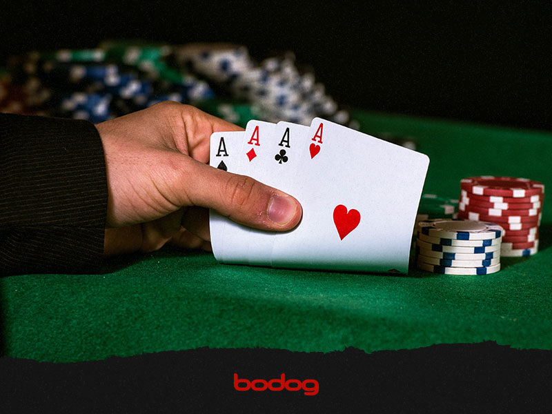 Aprenda como jogar poker com apenas 4 passos básicos