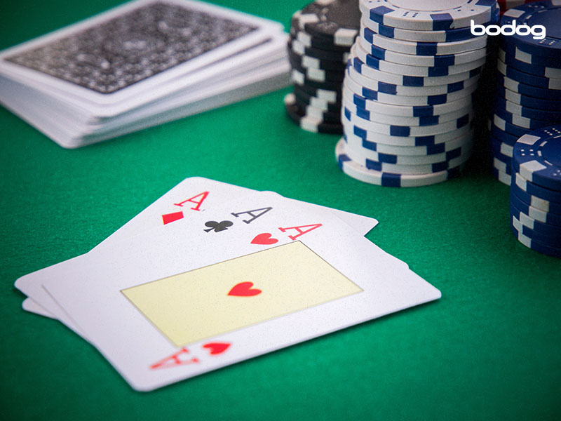 Saiba o que são os blinds no poker - Bodog