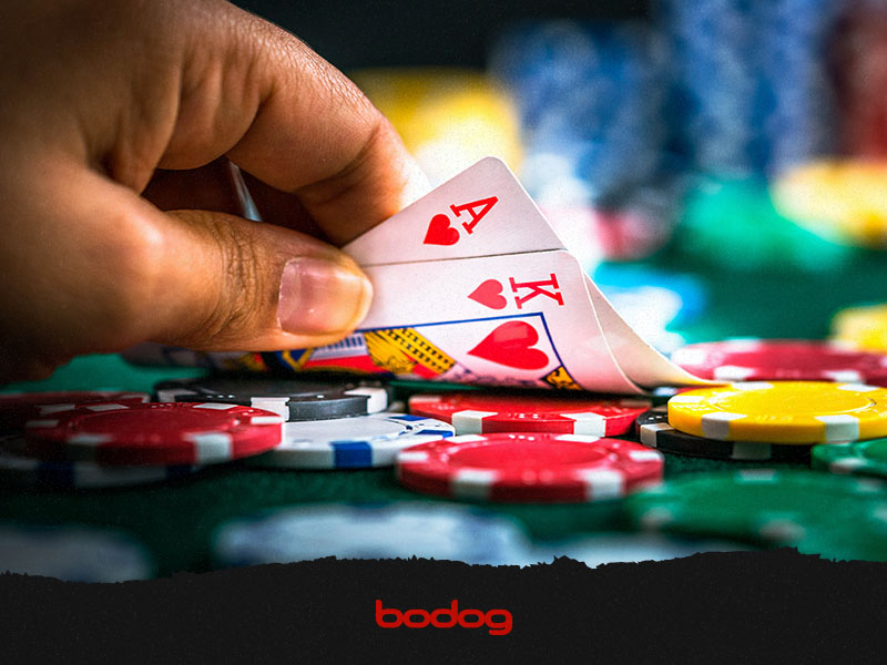 Saiba o que são os blinds no poker - Bodog