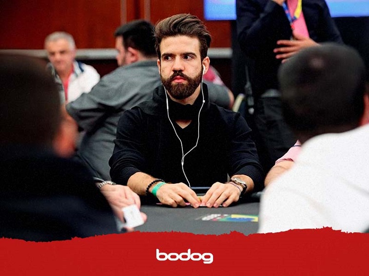 Ricardo Velôso jogador professor streamer de poker