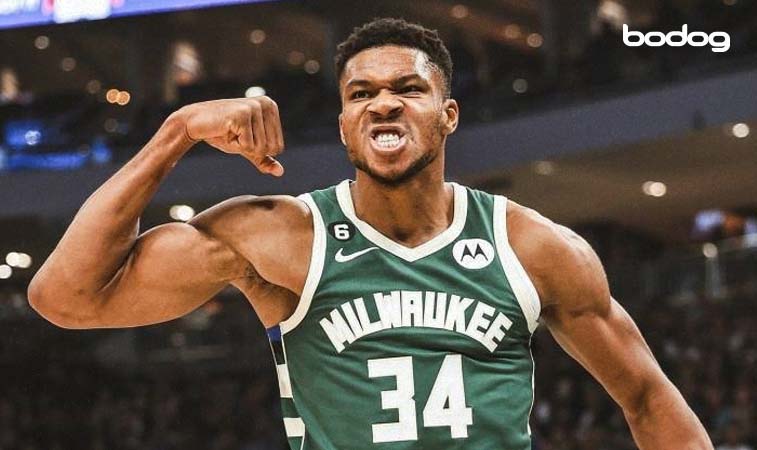 Una figura mundial en el plantel: Giannis Antetokoumpo