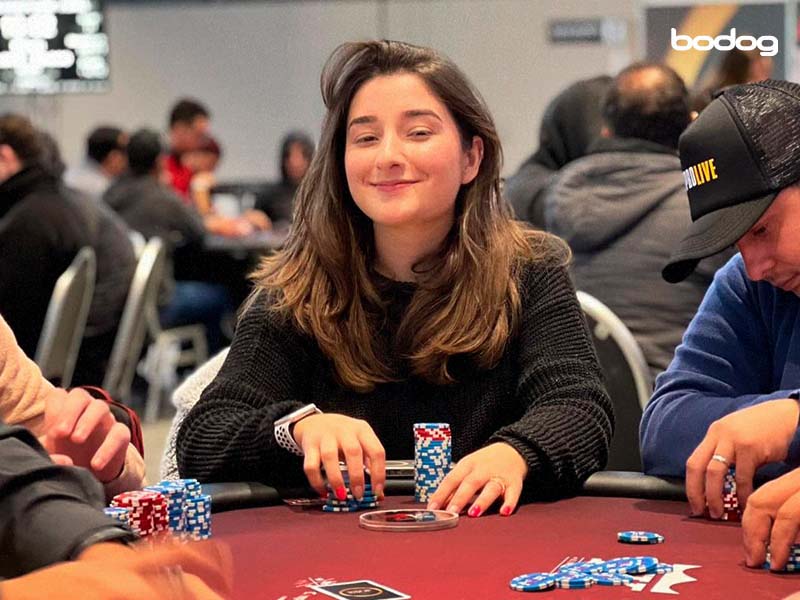 Como a Thalya Vivian conheceu o poker